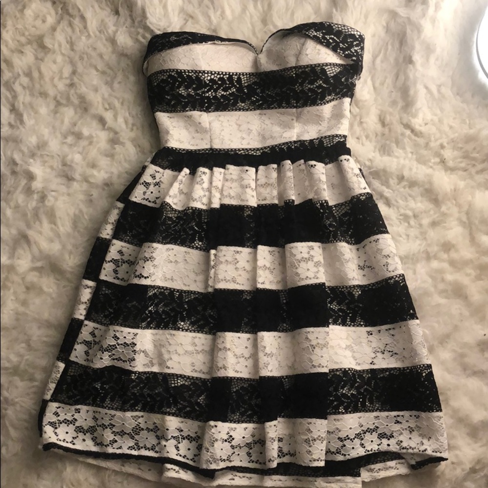 Strapless lace dress